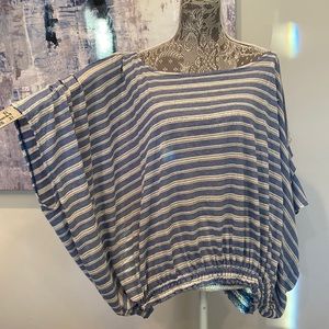 Free People loose fitting blue top S/P